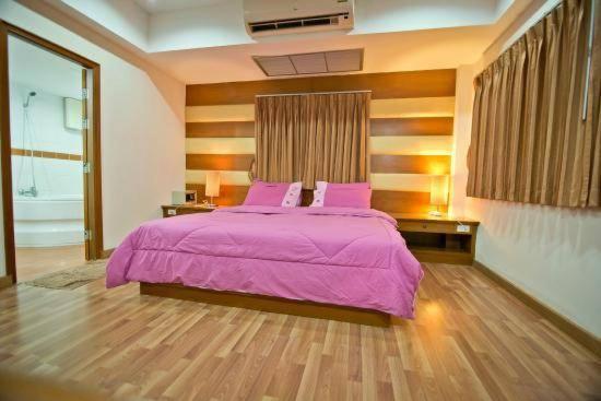 Jolly Guesthouse & Restaurant Pattaya Dış mekan fotoğraf