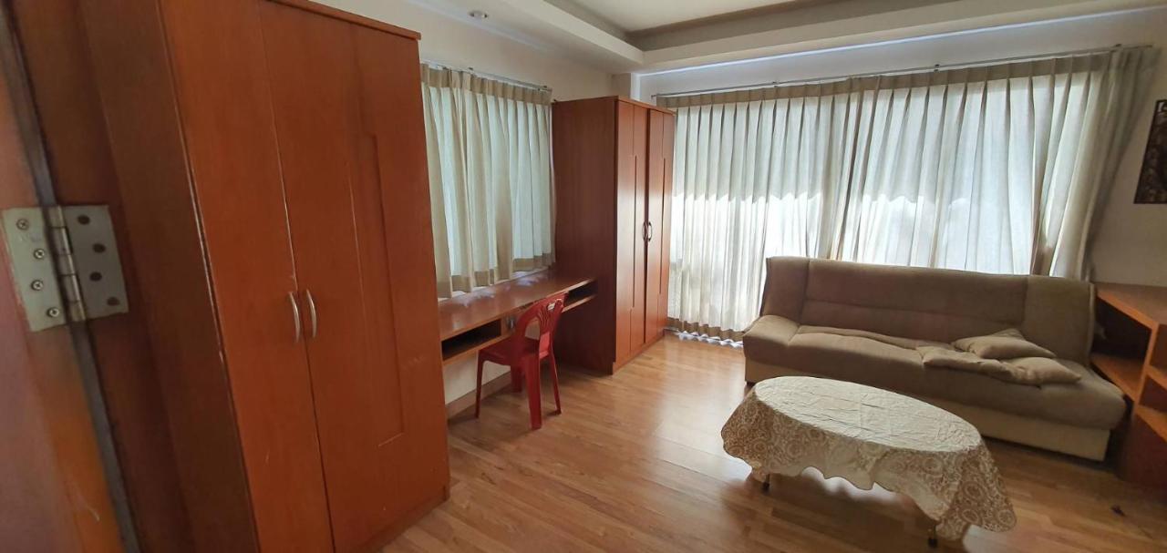 Jolly Guesthouse & Restaurant Pattaya Dış mekan fotoğraf